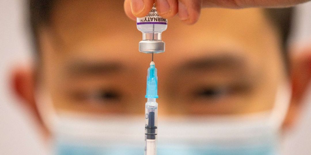 Brytyjska Agencja Bezpieczeństwa i Zdrowia nie przyznała, że szczepionki niszczą układ odpornościowy - Featured image
