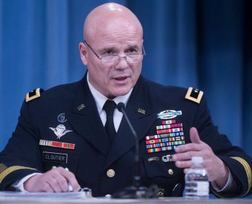 Nie, amerykański dowódca nie został zatrzymany przez Rosjan na Ukrainie - Featured image