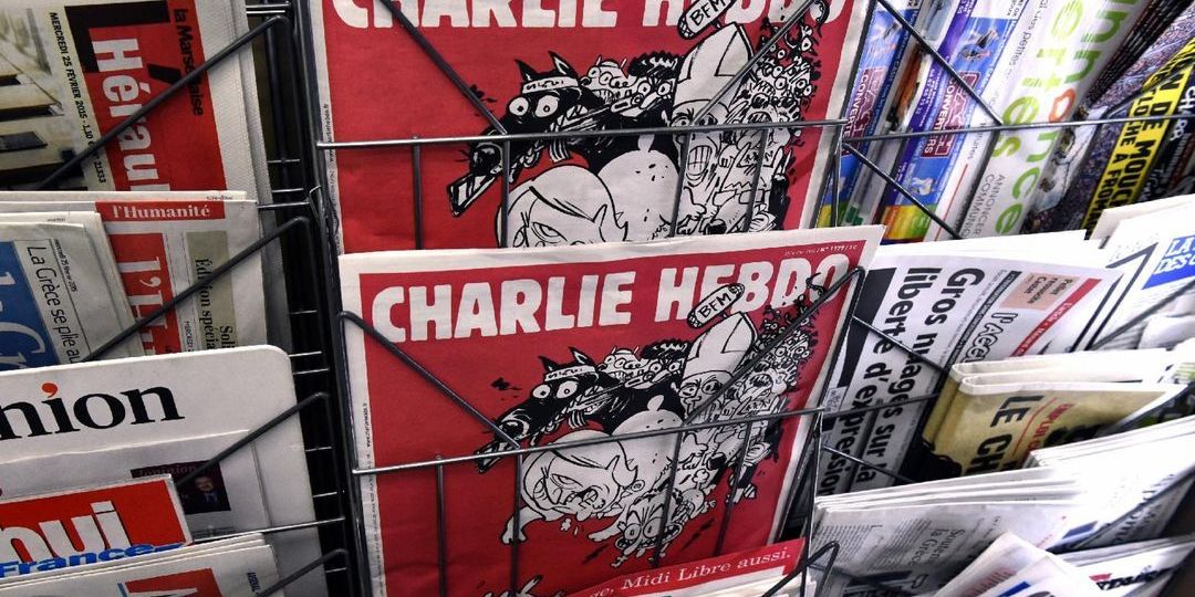 W internecie krąży seria podrobionych okładek francuskiego tygodnika satyrycznego Charlie Hebdo - Featured image