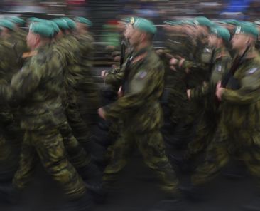 Czech soldiers march during an army parade on October 28, 2018 in Prague marking, to mark the 100th anniversary of the Czechoslovak state's creation in 1918. (Photo by Michal Cizek / AFP)